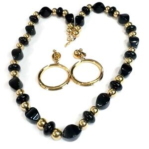 Vintage Napier Black Gold necklace & earrings